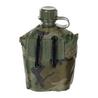 Gourde us plastique avec etui en camouflage woodland1