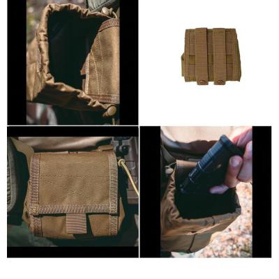 Pochette Molle tactique pour Gourde Armée Rothco rouge de type nalgene